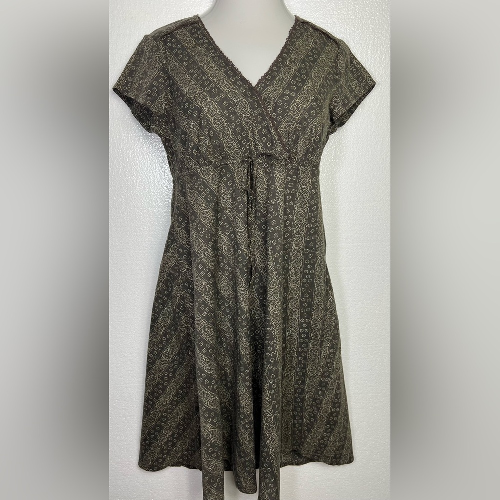 Eddie Bauer cottagecore silhouette floral print brown dress size 8 NWT